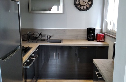 Vals-les-Bains House | Budget-Friendly Gite Les Figères with Family-Friendly Amenities