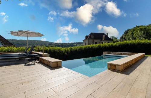 Lacave House | Discover Gite Les Hauts De L'ouysse: Pet-Friendly Retreat