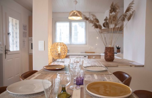 Sault Villa | Relax at Gite Les Lavandes: Pool, Spa & Family Friendly