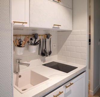 Saint-Josse Apartment | Relax at Gite "LES ORMES" - Scenic Views, Rated 9.1/10
