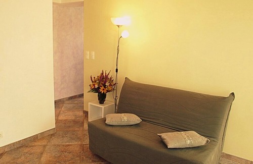 Sainte-Helene-du-Lac Apartment | Discover Gite Les Platanes by the Lake in Ste Helene du Lac