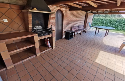 Llagostera Cottage | Gite Llagostera: Family-Friendly Getaway with Private Pool