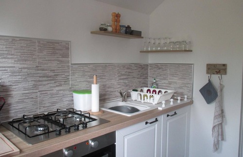 Lurcy-Levis Cottage | Gite Lurcy-Lévis, 1 bedroom, 2 persons