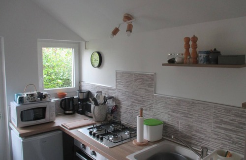 Lurcy-Levis Cottage | Gite Lurcy-Lévis, 1 bedroom, 2 persons