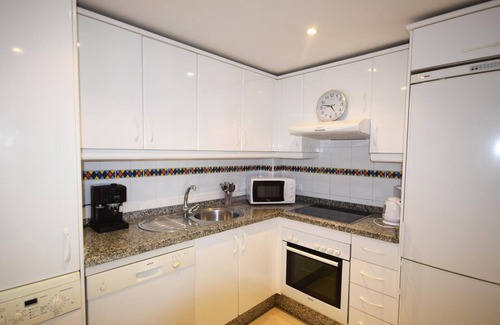 Marbella Cottage | Inviting Gite Marbella-Nueva Andalucía with Pool & Spa