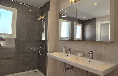 Marbella Cottage | Inviting Gite Marbella-Nueva Andalucía with Pool & Spa