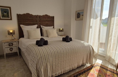 Marbella Cottage | Inviting Gite Marbella-Nueva Andalucía with Pool & Spa