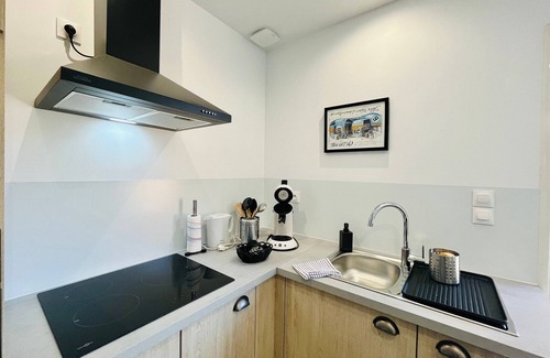Mansigne Cottage | Comfortable Gite Mansigné: Ideal for Families & Pets