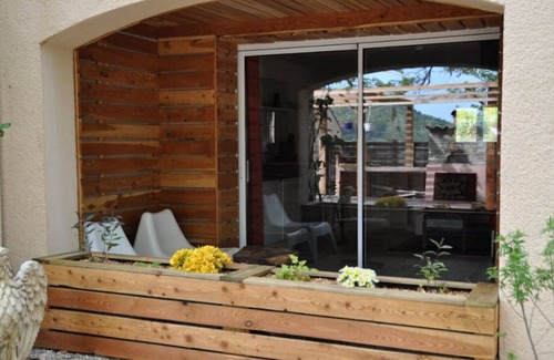 Sisteron House | Idyllic Gite Manzafaro: Guest Rated 10/10 in Nature