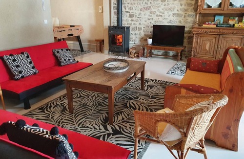 Marcillat-en-Combraille Cottage | Gite Marcillat-en-Combraille, 4 bedrooms, 12 persons