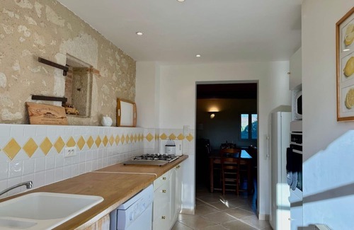 Pellegrue Cottage | Beautiful Gîte with Pool in Entre Deux Mers Vineyards