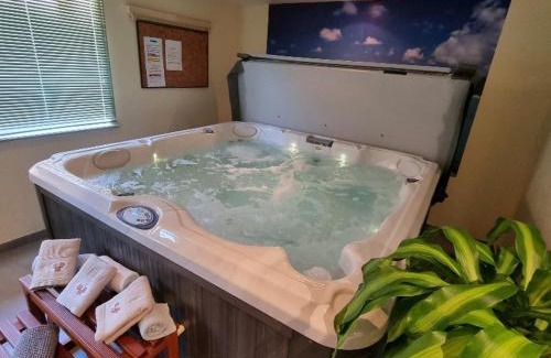 Ventron Apartment | Gite Myrtille: Cozy Retreat with Spa & Games Room Awaits