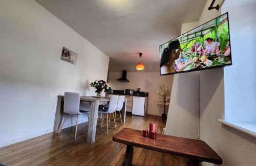 Ventron Apartment | Gite Myrtille: Cozy Retreat with Spa & Games Room Awaits