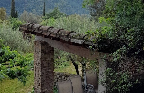 Monoblet House | Relax in Gite Nature: Pool, Spa & Family-Friendly Retreat