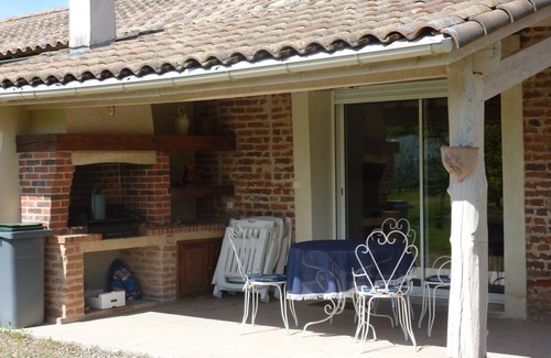 Castelferrus Cottage | Tranquil Gite Surrounded by Nature with Oceanfront Views