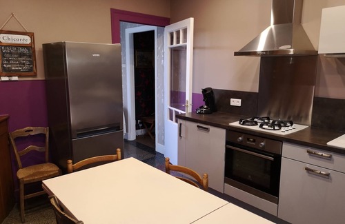 Siorac-en-Perigord House | Relaxing Retreat by the Dordogne - Pet Friendly & Pool Access