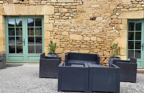 Cenac-et-Saint-Julien House | Tranquil Gîte with Private Pool and Spa Near Domme