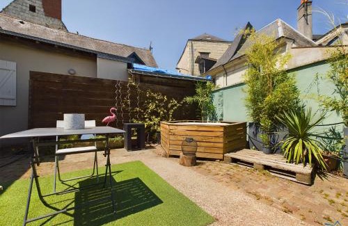 Longue-Jumelles House | Romantic Retreat at Gite Parenthèse with Spa & Hot Tub