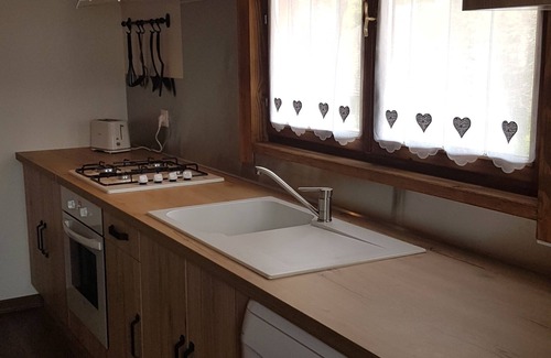 Marnaz Apartment | Cozy Gite Pas sans peine: Central Haute-Savoie Retreat