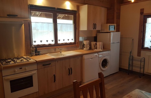 Marnaz Apartment | Cozy Gite Pas sans peine: Central Haute-Savoie Retreat