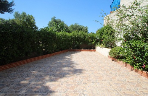 Playa Honda Cottage | Cozy Gite Playa Honda: Perfect for Families and Pets