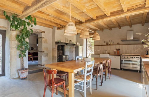 Puysegur House | Relax at Gite Presbytère de Puységur with Ocean Views