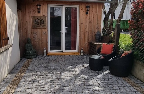 Merignac House | Convenient Gite Near Mérignac Airport for Families