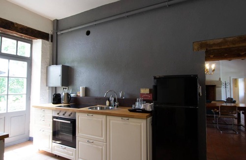Saint-Medard-d'Excideuil Cottage | Explore Gite Saint-Médard-d'Excideuil for 12 Guests