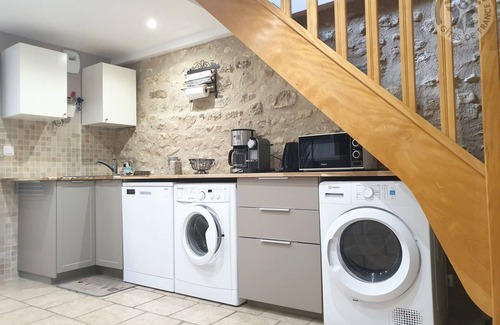 Sagy Cottage | Cozy Gite Sagy: Family-Friendly Retreat with Kitchen Access