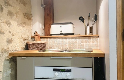 Sagy Cottage | Cozy Gite Sagy: Family-Friendly Retreat with Kitchen Access