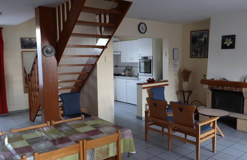 Saint-Leonard-des-Bois Cottage | Idyllic Gite Saint-Léonard-des-Bois: 3 Bedrooms & Spa