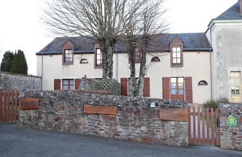 Saint-Leonard-des-Bois Cottage | Idyllic Gite Saint-Léonard-des-Bois: 3 Bedrooms & Spa