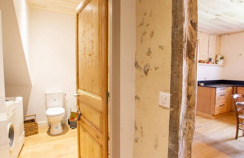 Saint-Estephe Cottage | Spacious Gite Saint-Estèphe: Perfect for Family Getaways