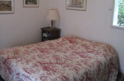 Saint-Viatre Cottage | Cozy Gite Saint-Viâtre: Ideal for Couples and Families