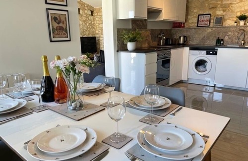 Bournel House | Cozy Gite with Private Pool and Outdoor Relaxation