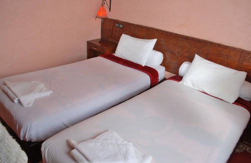 Issen House | Gite Souss: Ocean View Retreat with Pool and Great Reviews