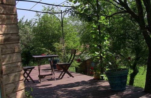Les Vans Ski Chalet | Inviting Gite in South Ardeche with Spa and Hot Tub
