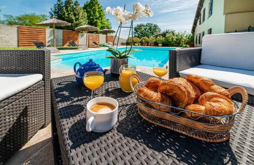 Trentels House | Ideal Gite with Ocean View and Pool for Relaxing Getaways