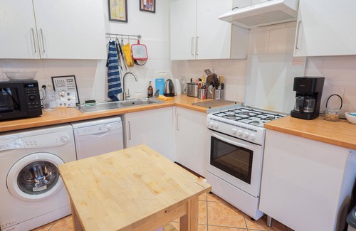 Cezais Cottage | Relaxing Gite with Pool Near Puy du Fou and Marais Poitevin