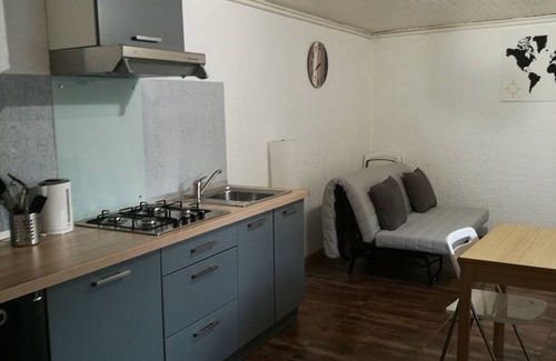 Maraussan House | Exceptional Gîte T2 La Passiflore with Heated Pool & Garden