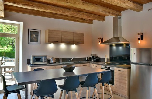 Terrasson-la-Villedieu Cottage | Gite Terrasson-Lavilledieu: Family Retreat with Pool