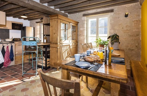 Themericourt Cottage | Gite Théméricourt: Family-Friendly Retreat with Spa Amenities