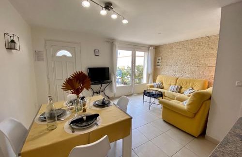 Saint-Jean-de-Barrou House | Relaxing Gite Thym Spa in the Heart of Olive Groves