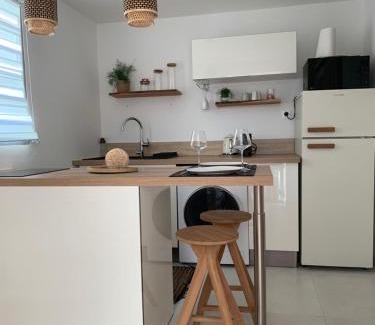 Rifflet House | Pet-Friendly Gite Ti Bali with Exceptional 9.1 Guest Rating