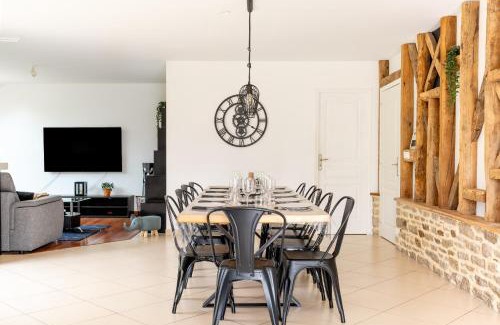 Caden Villa | Relaxing Gite Ti Coz with Indoor Pool for Family Enjoyment