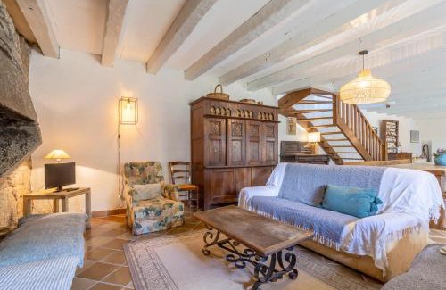 Plobannalec-Lesconil House | Gite Ty Coz - Family-Friendly Stay Just 5 Minutes from Beach