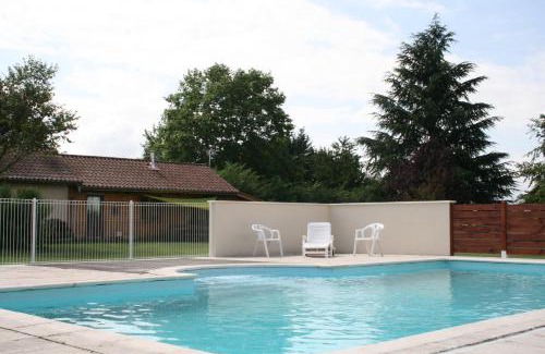 Chatte House | Family-Friendly Retreat at Gite Vercors-Chambaran