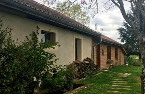 Chatte House | Family-Friendly Retreat at Gite Vercors-Chambaran