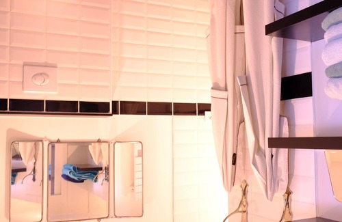 Restigne Cottage | Experience Gite Vigneron - La Cuverie: Rated 10/10 with Spa
