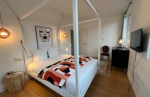 Selestat Villa | Family-Friendly Gite Villa Avril with Pool & Spa near Europapark